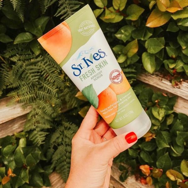St. Ives Fresh Skin Apricot Scrub - 170g - Image 7