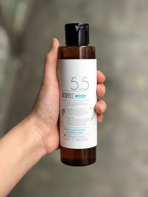 Acwell Licorice pH Balancing Cleansing Toner 150ml - Image 2