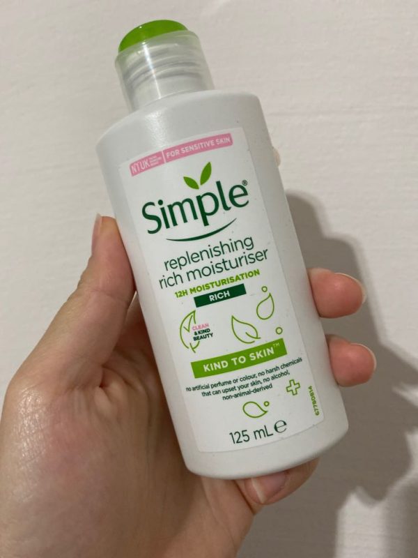 Simple Kind to Skin Replenishing Rich Moisturizer (125ml) - Image 3